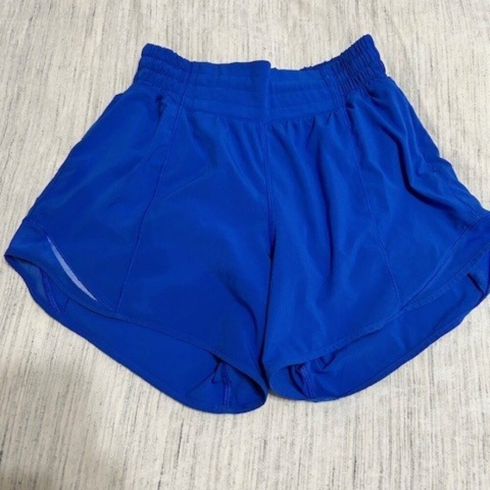 Lululemon Hotty Hot High-Rise Shorts